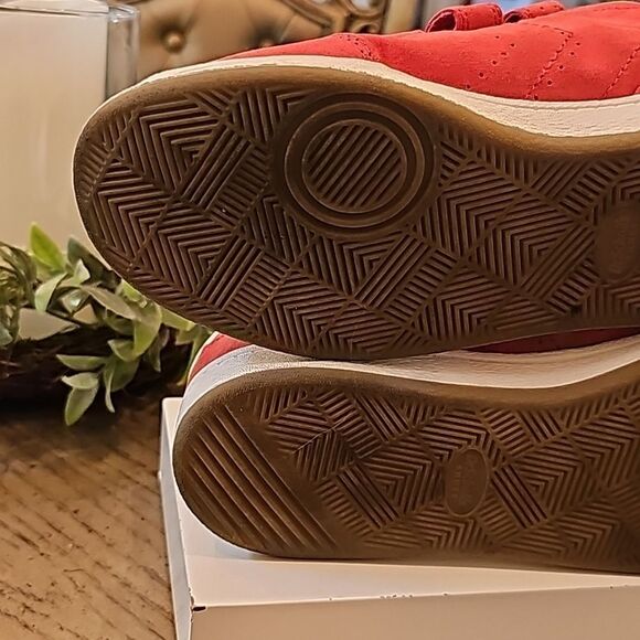 Dr Scholls size 7 red and white sneakers Velcro - Picture 8 of 11